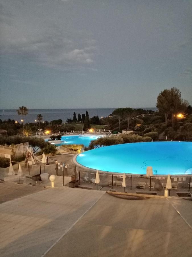Cap Esterel Studio H3 Saint-Raphael  Luaran gambar